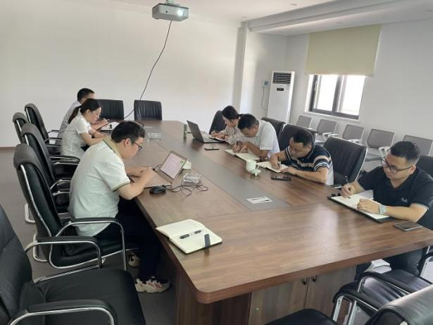 四川川繁猪生物科技有限公司召开8月总经理办公会