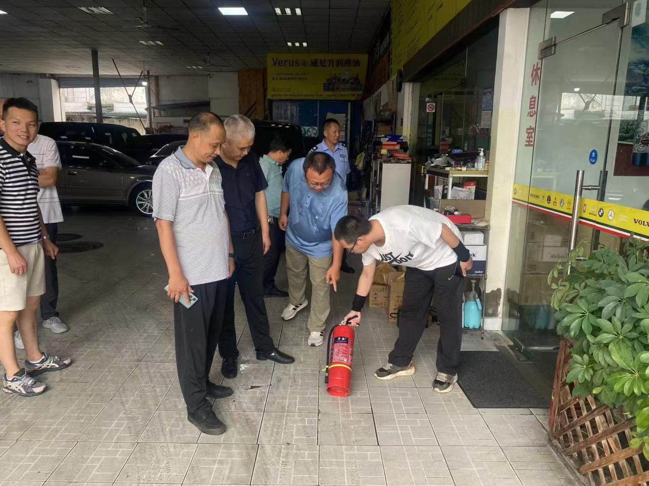 成都片区权属企业发展迎“双节”安全查抄